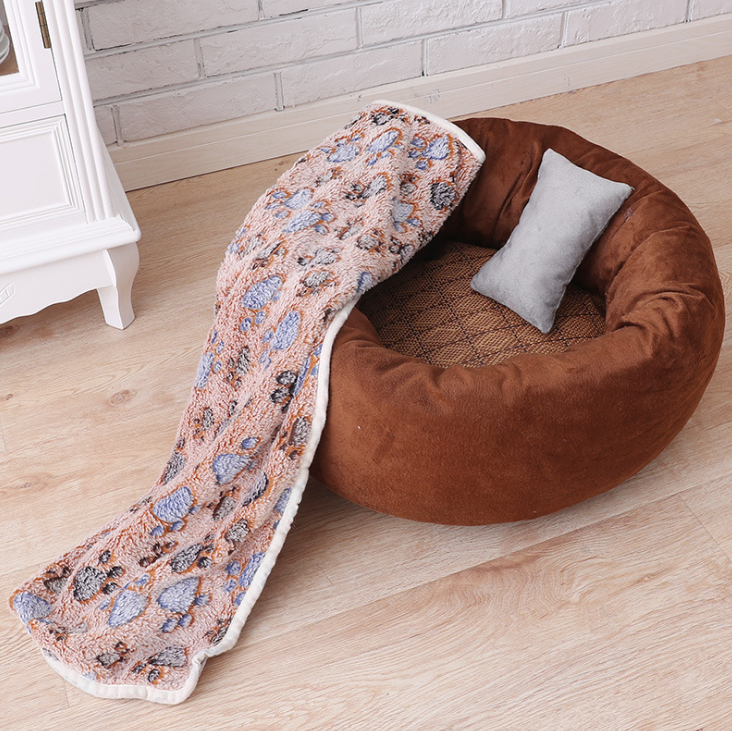 4 pcs Nest, pillow,  mat & blanket
