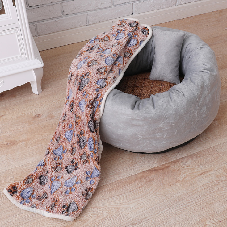 4 pcs Nest, pillow,  mat & blanket