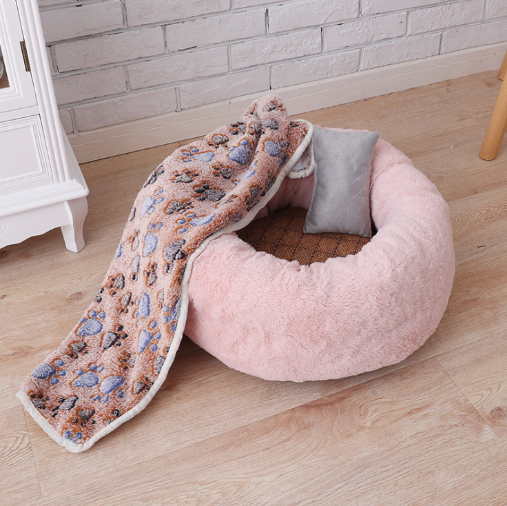 4 pcs Nest, pillow,  mat & blanket