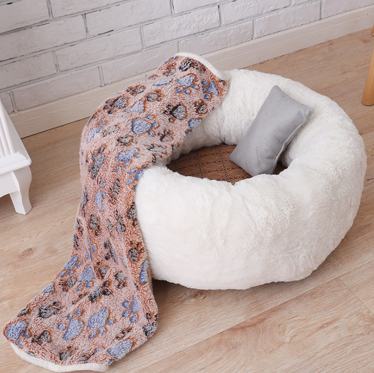 4 pcs Nest, pillow,  mat & blanket