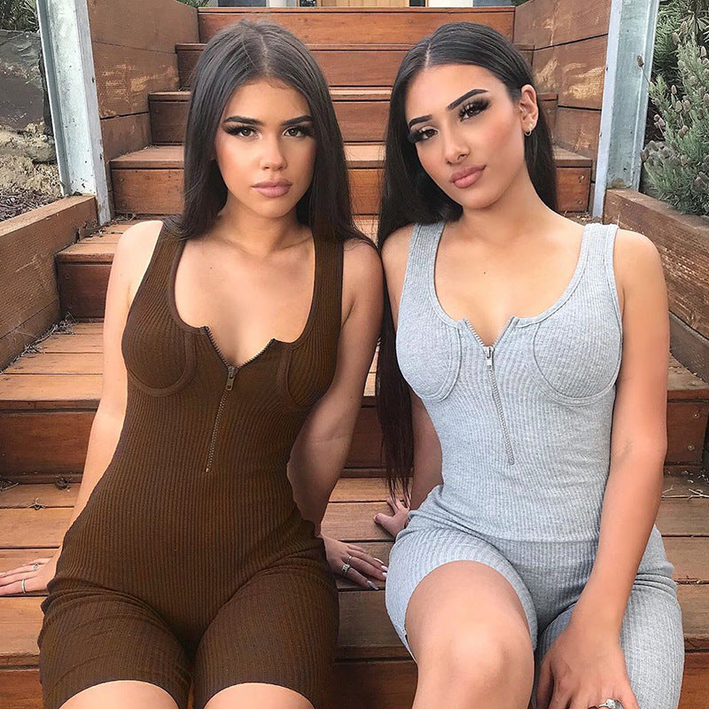 Simple solid color zipper sleeveless women's jumpsuit