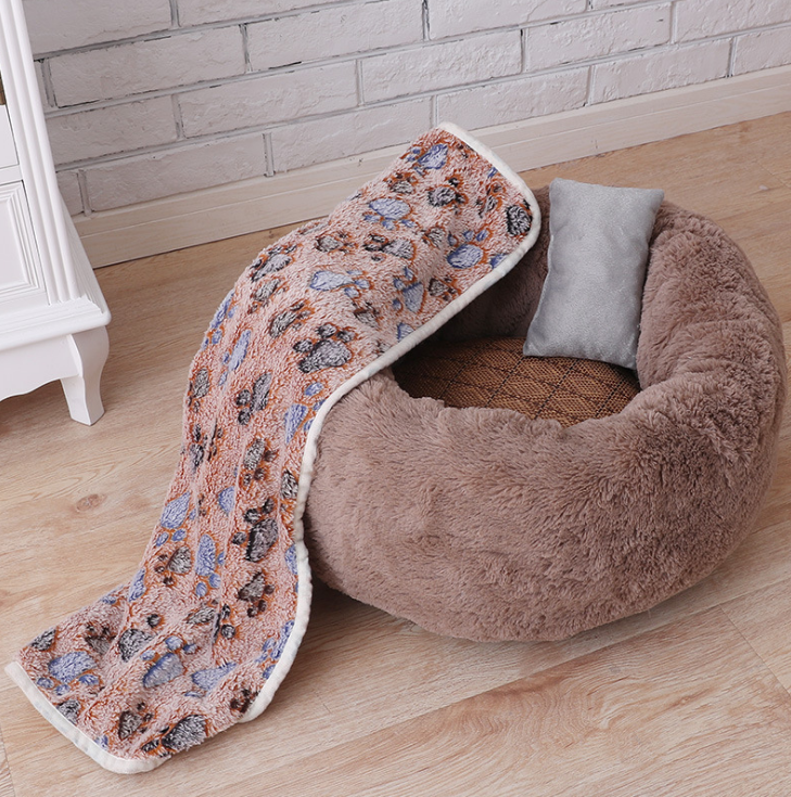 4 pcs Nest, pillow,  mat & blanket