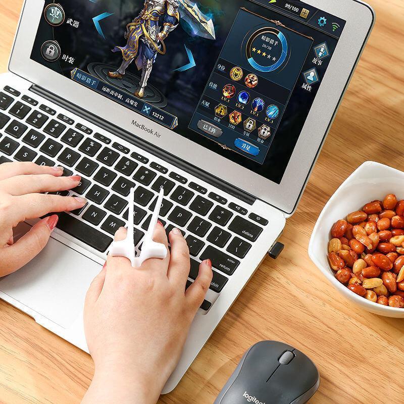 Play Game Finger Chopsticks Lazy Assistant Chopstick Holder Snacks Not Dirty Hand Chopsticks Finger Ring Lazy Tool Dropshipping